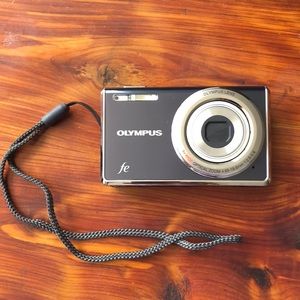 Olympus fe Digital Camera